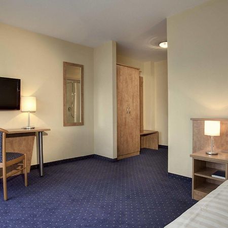 Hotel Zur Muehle Urbach  Екстер'єр фото