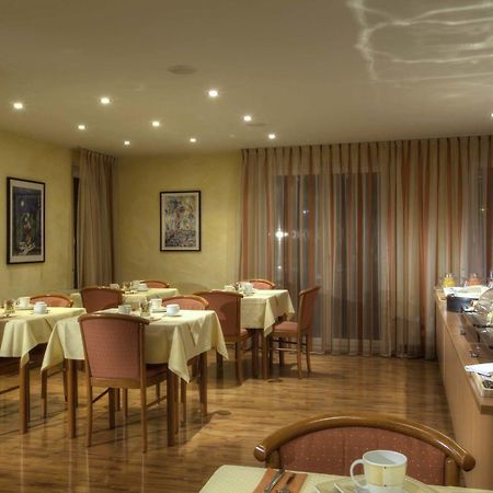 Hotel Zur Muehle Urbach  Екстер'єр фото